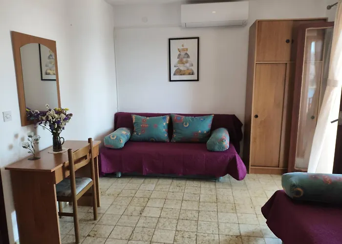 Okruglica House * 特罗吉尔