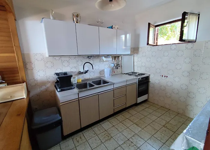 Okruglica House 度假居 特罗吉尔